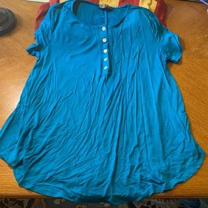 Teal size large top
